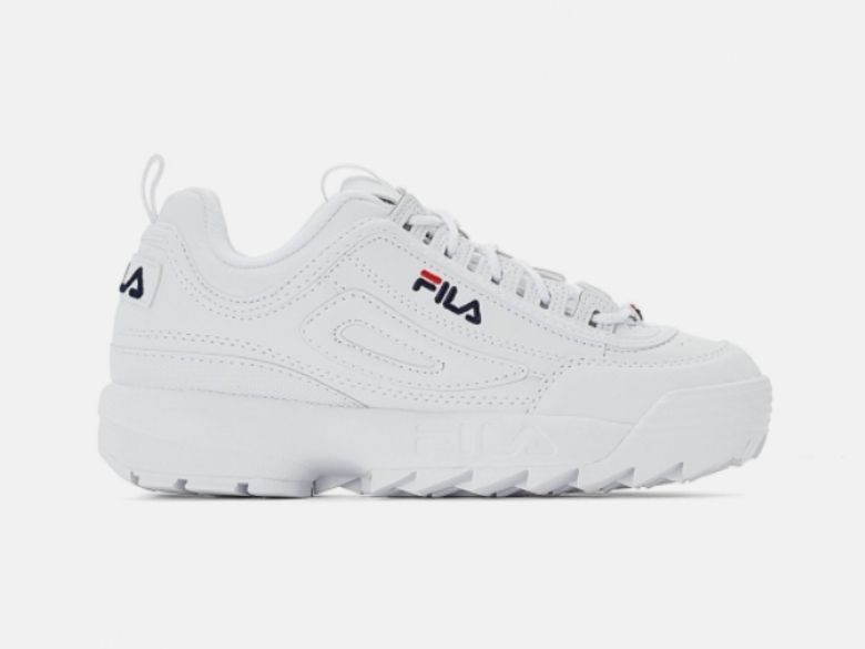 places that sell fila shoes